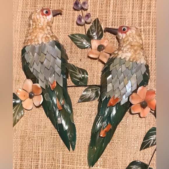 Vintage Shell Parrot Art on Wood - Picture 4 of 4